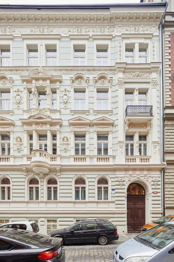 Bright Apartment In New Town By Prague Days ภายนอก รูปภาพ