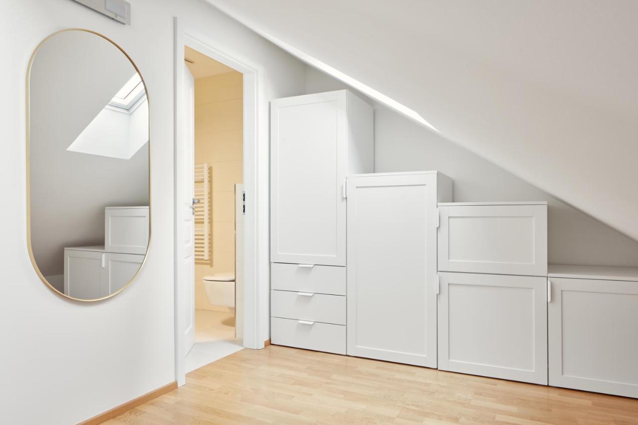 Bright Apartment In New Town By Prague Days ภายนอก รูปภาพ