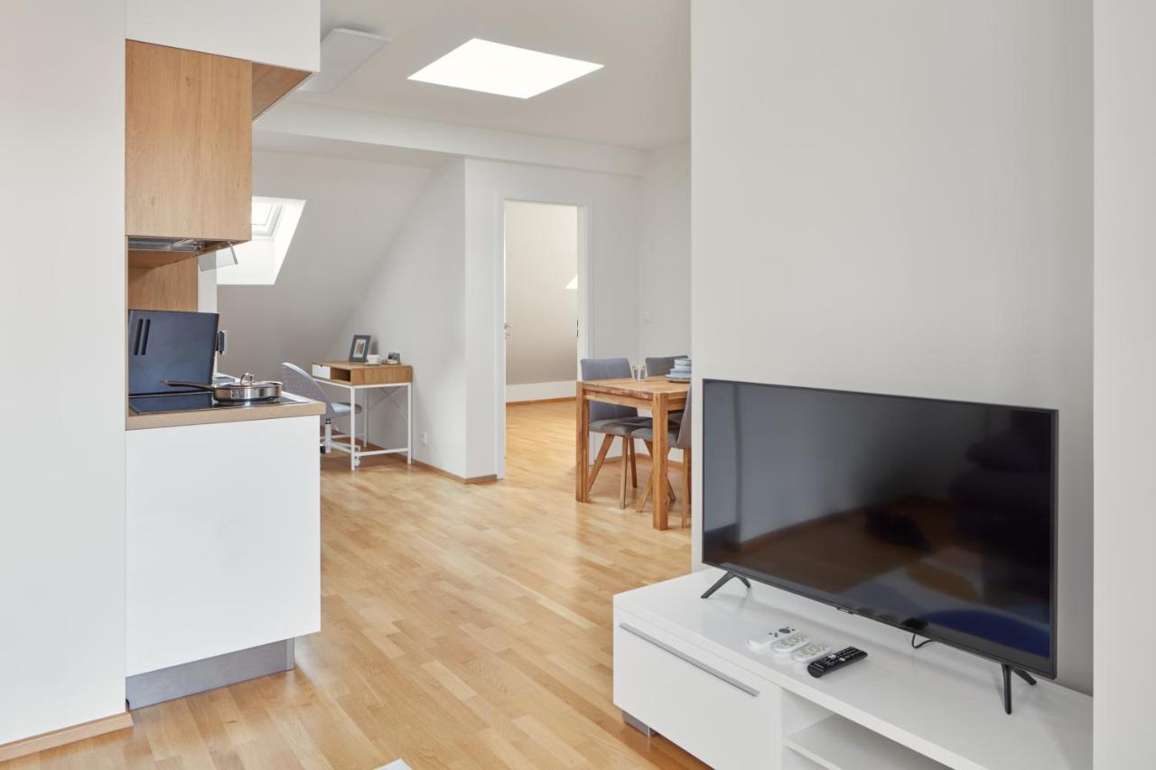 Bright Apartment In New Town By Prague Days ภายนอก รูปภาพ